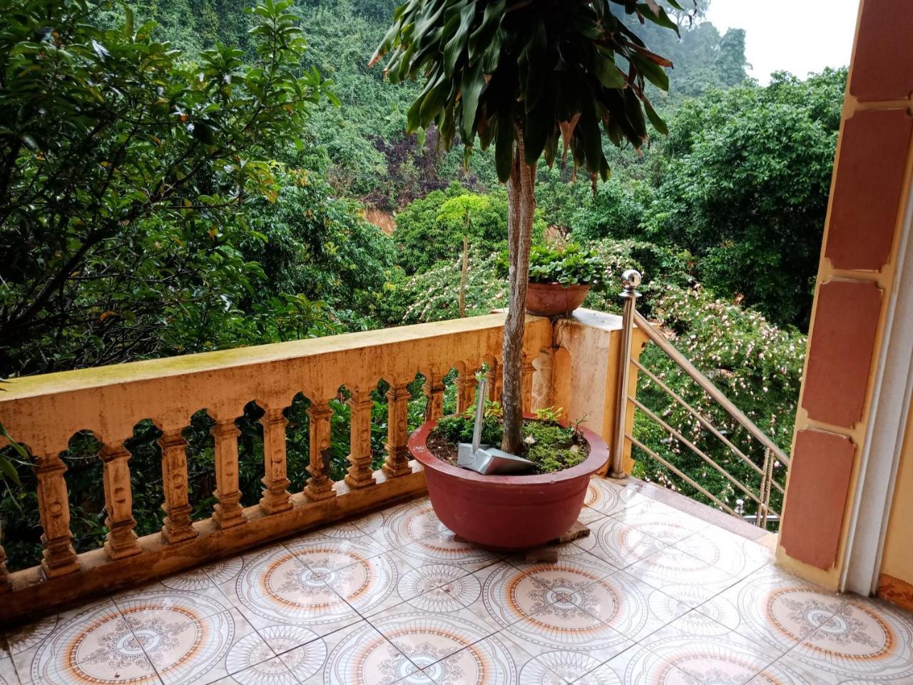 Cuc Phuong Hao Tham Homestay Hotel Nho Quan エクステリア 写真